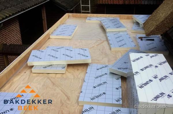 PIR isolatieplaten leggen op plat dak in Beek PIR isolatieplaten leggen op plat dak in Beek