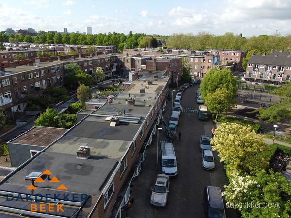 Luchtfoto dakinspectie woonwijk in Beek Luchtfoto dakinspectie woonwijk in Beek